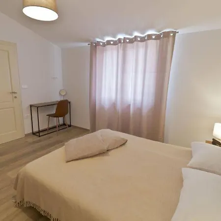 Villa Beautiful, Modern Flegar With A Private Pool *