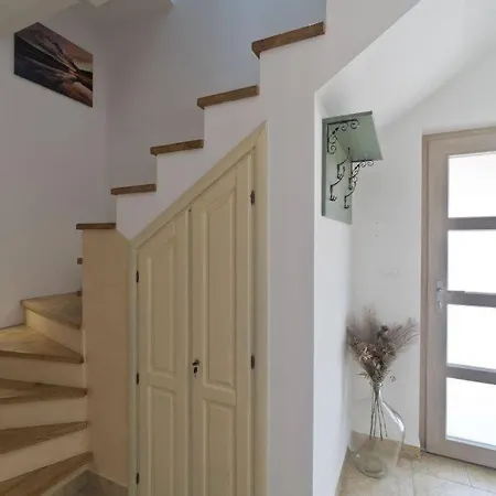 Beautiful, Modern Flegar With A Private Pool Villa Bokordici