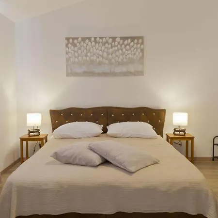 Villa Beautiful, Modern Flegar With A Private Pool